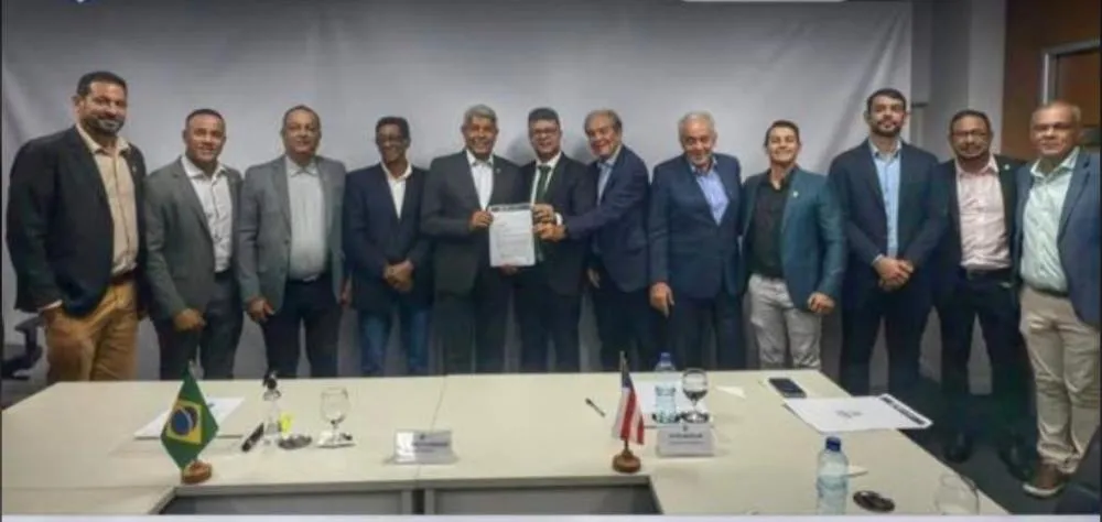  Reunião de vereadores com Jerônimo e Eduardo Alencar amplia sinais de rearranjo político em Simões Filho